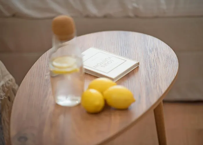 The Localment 1' From The White Tower Apartament *