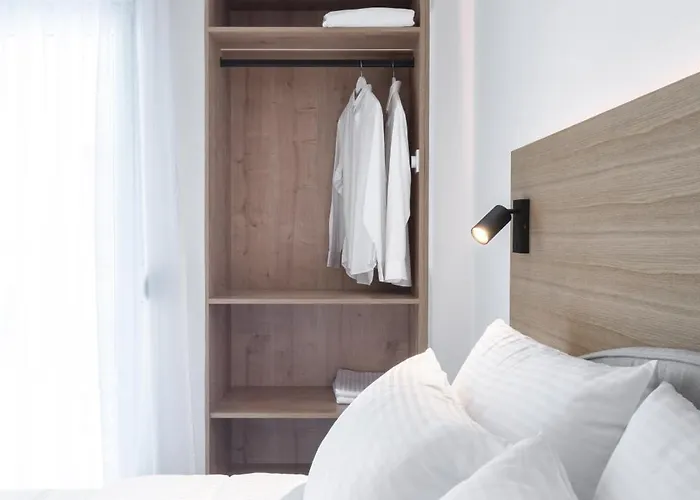 The Localment 1' From The White Tower Apartament