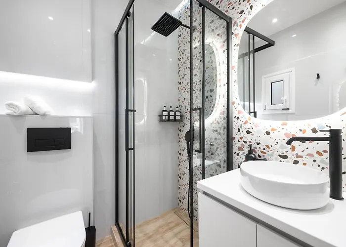 The Localment 1' From The White Tower * Salonic