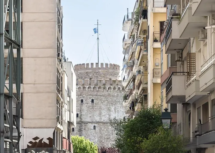 The Localment 1' From The White Tower * 塞萨洛尼基